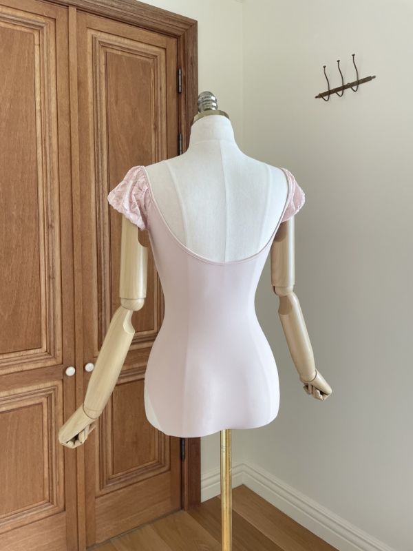 韓國iilaire - Aurora Pink短袖舞衣 