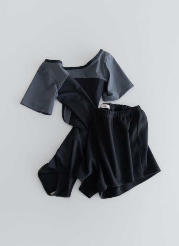 韓國LucyAlice - Dreamy短袖舞衣 (兩色) 