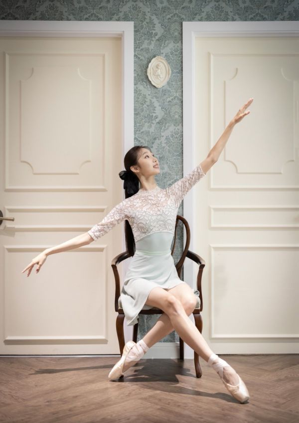 韓國iilaire - Camila五分袖款舞衣 (兩色) 