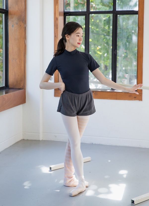 韓國LucyAlice - Pearl短袖舞衣 (兩色) 