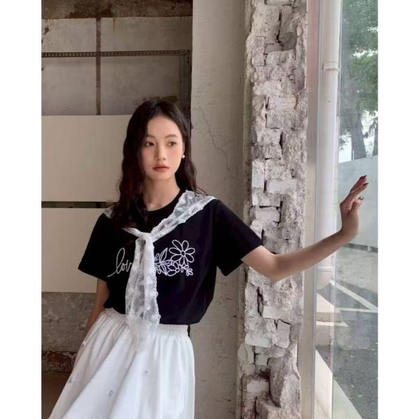 蕾絲領巾繡花T（現貨灰） 蕾絲領巾繡花T