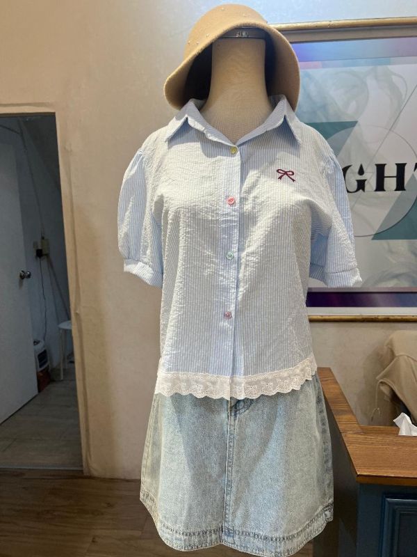 夏季溫柔風POLO領 刺繡短款襯 