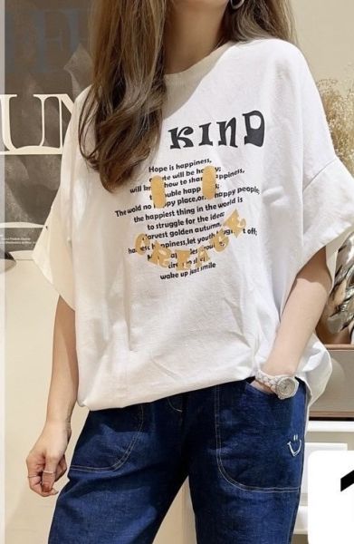 寬鬆款落肩顯瘦上衣 