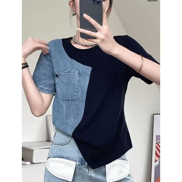 簡約氣質牛仔不規則拼接柔棉上衣 牛仔不規則拼接柔棉上衣 設計感 新款 質感 百搭 穿搭 女裝