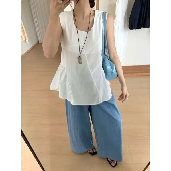 澎裙剪裁無袖上衣 修飾腰身・夏日顯瘦設計 澎裙剪裁無袖上衣 修飾腰身・夏日顯瘦設計