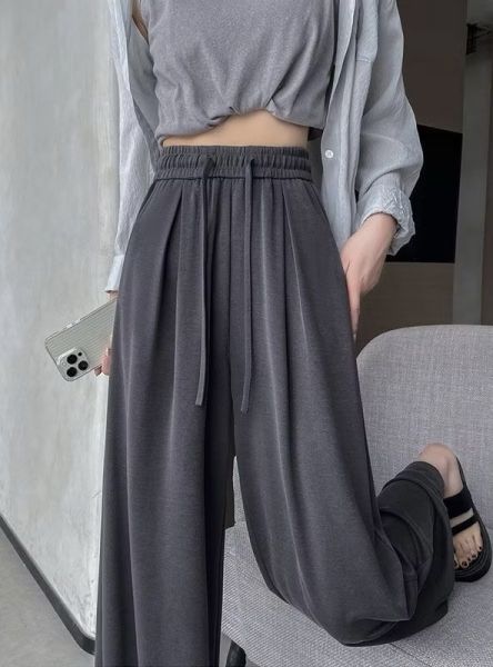 夏季薄款冰絲闊腿褲 高腰垂感 夏季薄款冰絲闊腿褲 高腰垂感