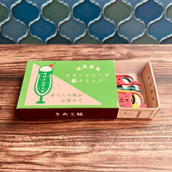 きのこ社 喫茶透明 奶油蘇打 紙製夾子組 木日社,日本文具,日本選物,喫茶透明,きのこ社,Kinokosya,紙製夾子,紙夾,文具夾,日本製文具,復古文具,昭和風文具,奶油蘇打,クリームソーダ,文具雜貨,環保文具,設計文具,日本創作品牌,手帳配件,文具控必收,木日社選物