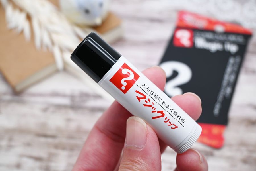 Kissする文具 潤唇膏 文具控必收, 趣味護唇膏, 文具護唇膏, Kissする文具, 文具Lip, 日本限定, 扭蛋必抽, 護唇膏推薦, 送禮好物, 文具迷小物, 唇部保養, 療癒小物