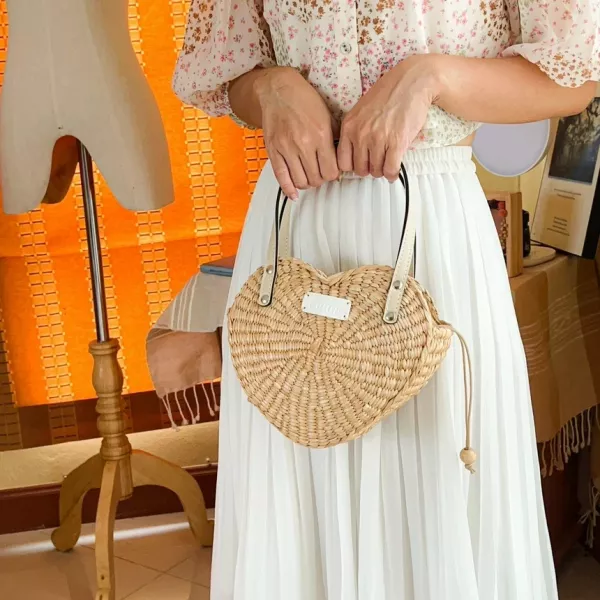 Primrose Bag 報春花包 Its Saan、泰國手工包、藤編包推薦、自然風包包、手工藝設計、編織包品牌