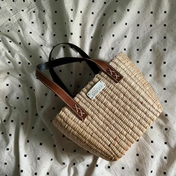 Marguerite Bag 雛菊包 Its Saan、泰國手工包、藤編包推薦、自然風包包、手工藝設計、編織包品牌