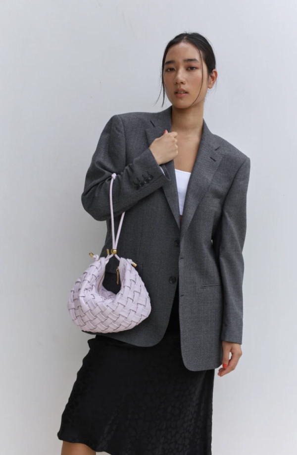 PLEAT Handbag 系列 