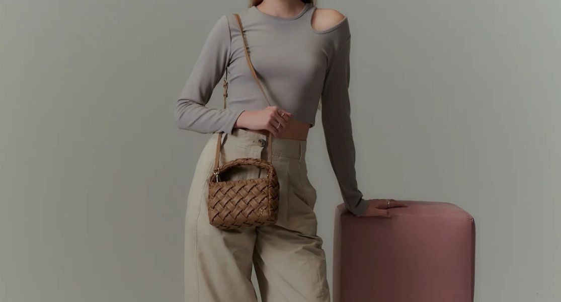 MINI PARIS HANDBAG 系列 