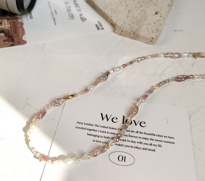 Pastel Pearl Bloom｜S925純銀粉紫珍珠手工項鍊 珍珠項鍊、S925純銀飾品、粉紫飾品、天然珍珠母貝、手工串珠項鍊、氣質項鍊、小眾設計