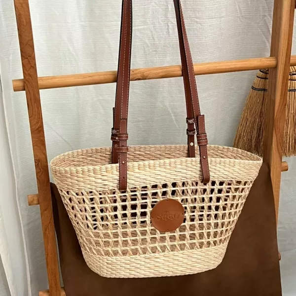 Oak Bag Its Saan、泰國手工包、藤編包推薦、自然風包包、手工藝設計、編織包品牌