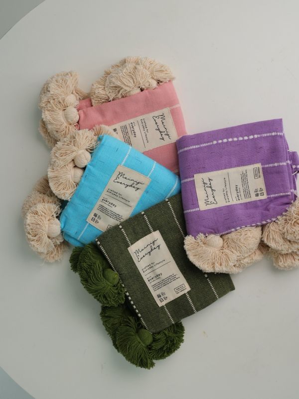 自然色系 × 手作感-小款(28×29cm) SoLaLa GOODS, 泰國手工包, 草編包, 編織袋, 休閒袋, 旅行包, 大號草編包, 小號草編包