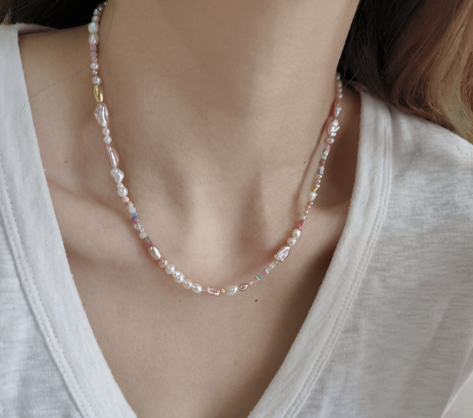 Pastel Pearl Bloom｜S925純銀粉紫珍珠手工項鍊 珍珠項鍊、S925純銀飾品、粉紫飾品、天然珍珠母貝、手工串珠項鍊、氣質項鍊、小眾設計