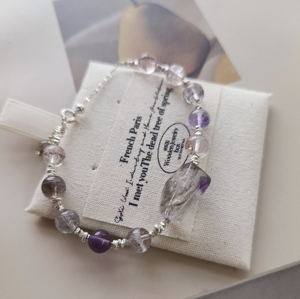 彩晶輕奢手鍊｜天然寶石 × 925銀碎銀子 925純銀項鍊、日本古董珠、極細項鍊、駝色鎖骨鍊、小花珠飾、手工串珠飾品、小眾飾品推薦