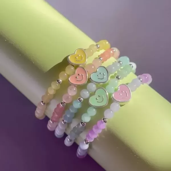 泰國 letsgetaway BABY純銀愛心款 Let’s Get Away 手鍊, SoLaLa GOODS, 泰國手工手鍊, 幸運石手鍊, 水晶串珠手鍊, 天然礦石飾品, 情侶手鍊, 送禮手鍊, 時尚水晶飾品