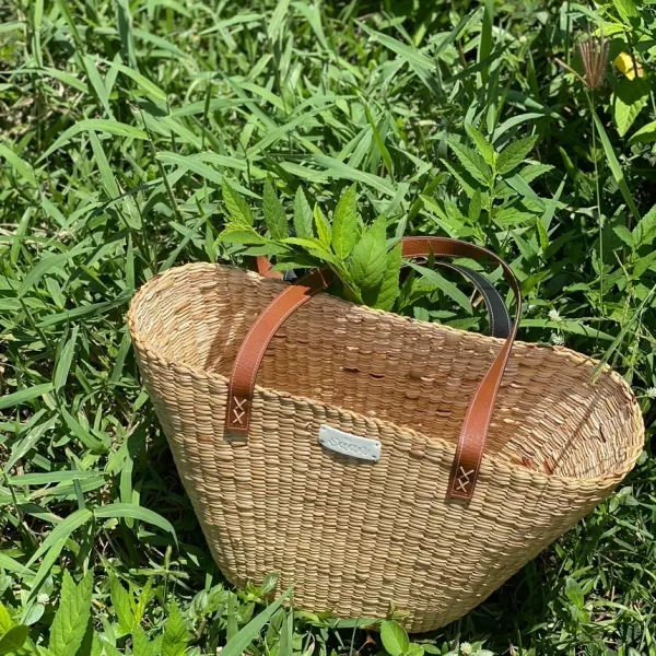 Marguerite Bag 雛菊包 Its Saan、泰國手工包、藤編包推薦、自然風包包、手工藝設計、編織包品牌