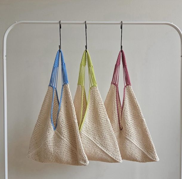 撞色編織肩背包 手工編織包、大容量肩背包、拼接造型包、手提購物袋、輕便外出包、編織托特包、編織環保袋