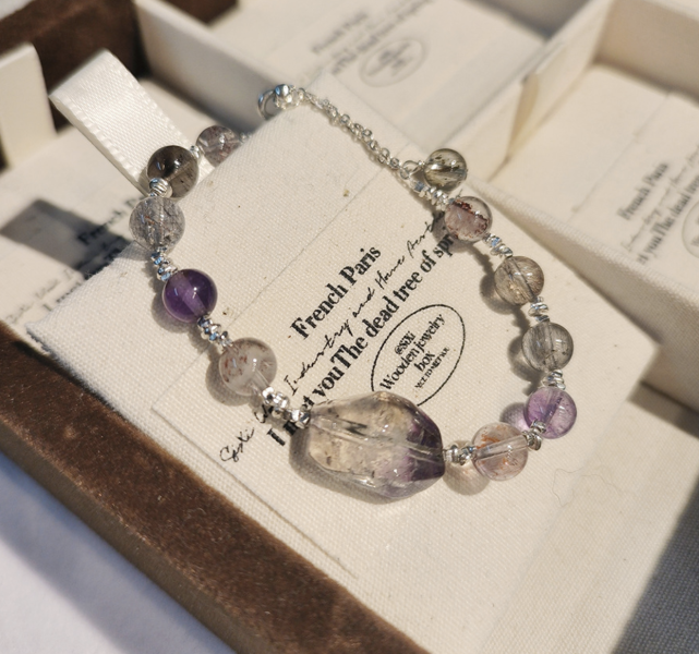 超七仙氣水晶手鍊｜925純銀 × 紫水晶 × 手工設計 925純銀項鍊、日本古董珠、極細項鍊、駝色鎖骨鍊、小花珠飾、手工串珠飾品、小眾飾品推薦