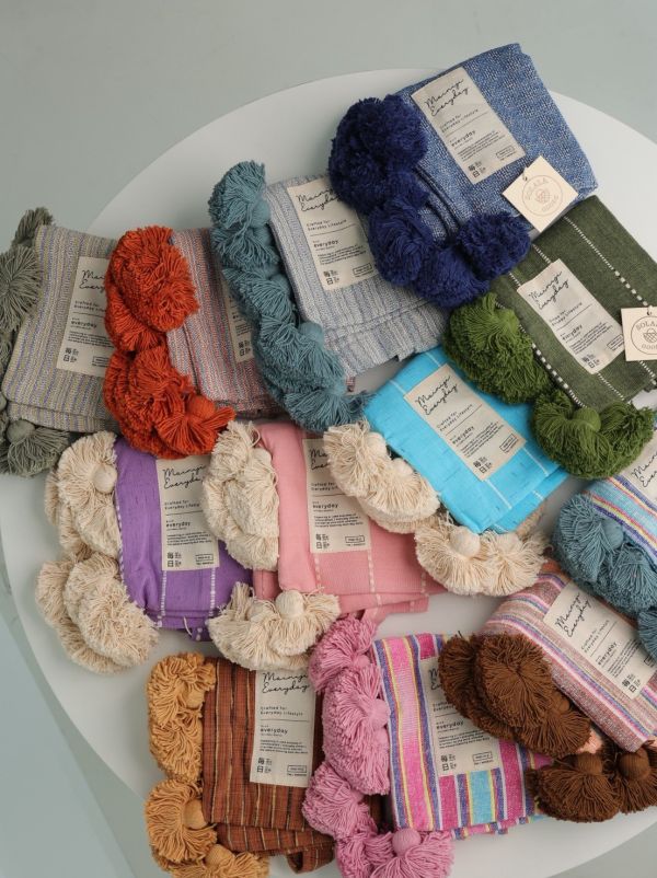 自然色系 × 手作感-小款(28×29cm) SoLaLa GOODS, 泰國手工包, 草編包, 編織袋, 休閒袋, 旅行包, 大號草編包, 小號草編包