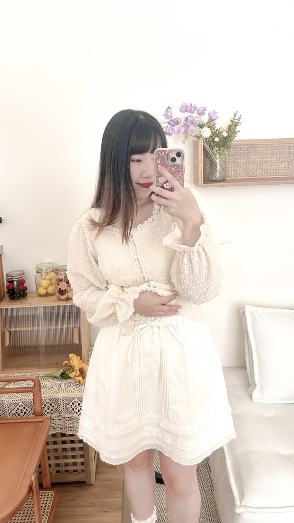 三層小花邊短裙 小花邊短裙,短裙,白色短裙,白色小花邊短裙,層次短裙