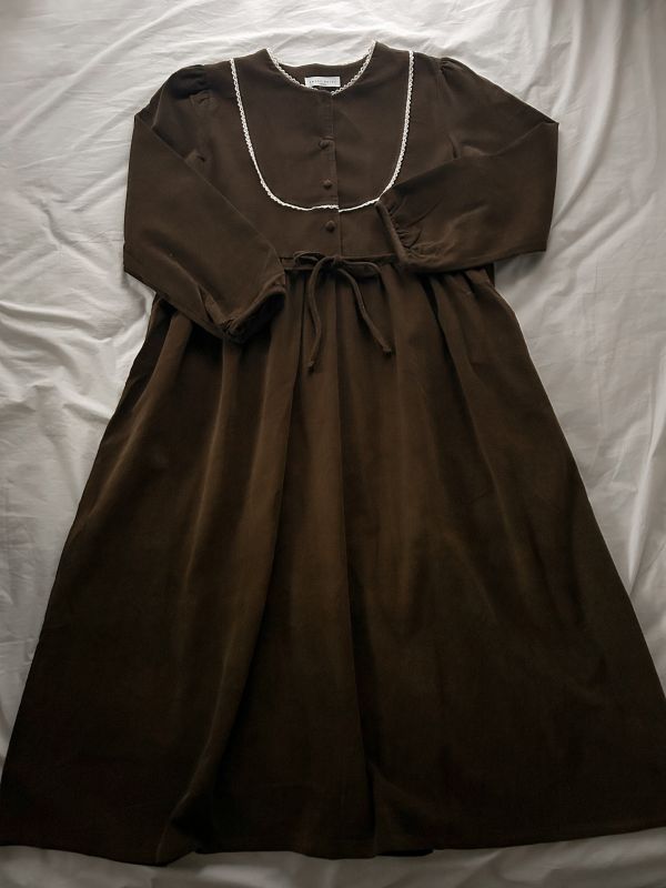 ﹝KR選物﹞復古感燈芯絨圓領洋裝 