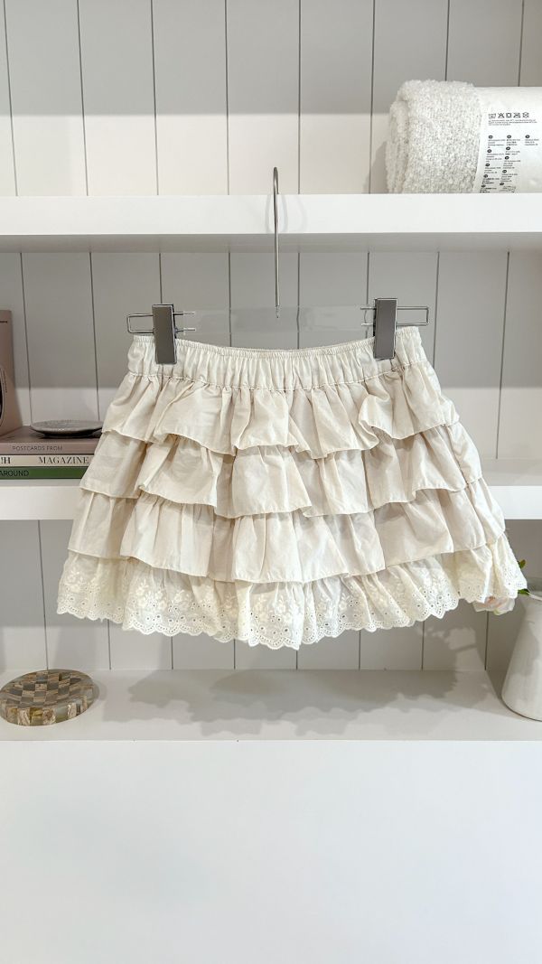 奶油千層蛋糕短裙 奶油千層蛋糕短裙