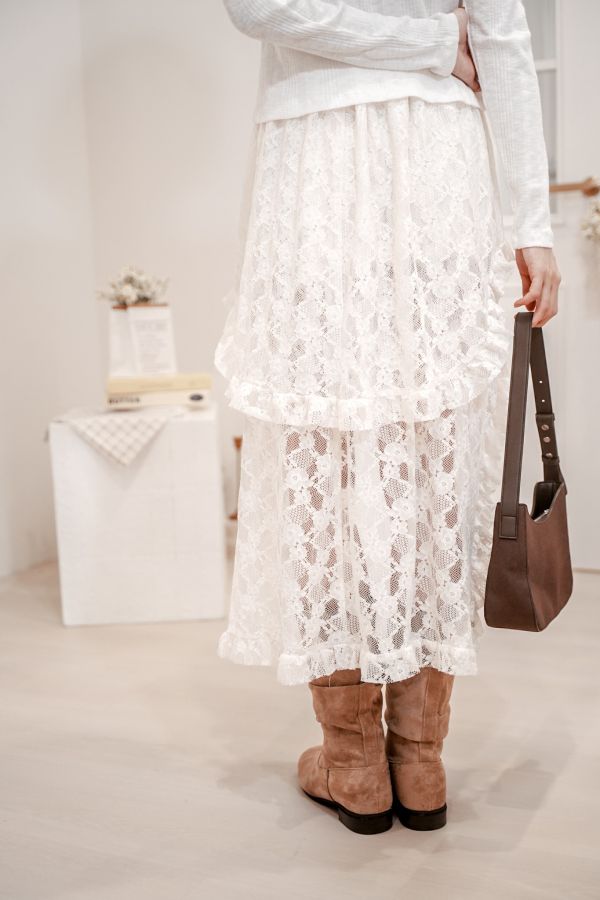 下擺不規則蕾絲長裙 下擺不規則蕾絲長裙