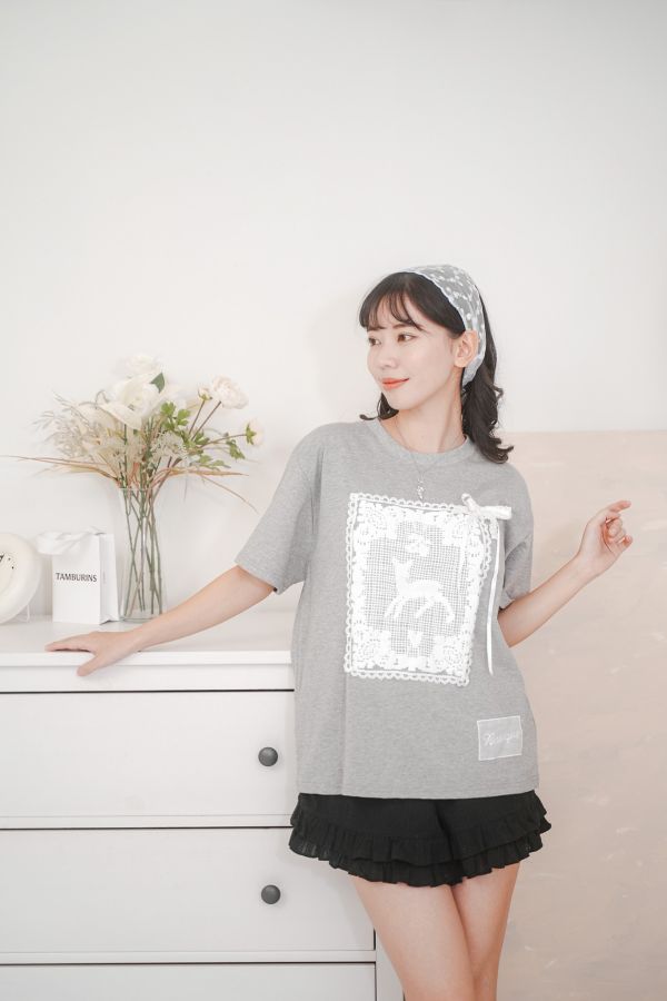 現貨 ∣ 花窗小鹿蝴蝶結上衣 花窗小鹿蝴蝶結上衣,韓系上衣