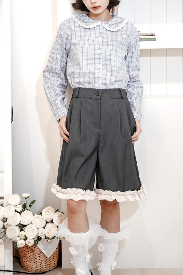 奶油擠花邊西裝五分褲 奶油擠花邊西裝五分褲