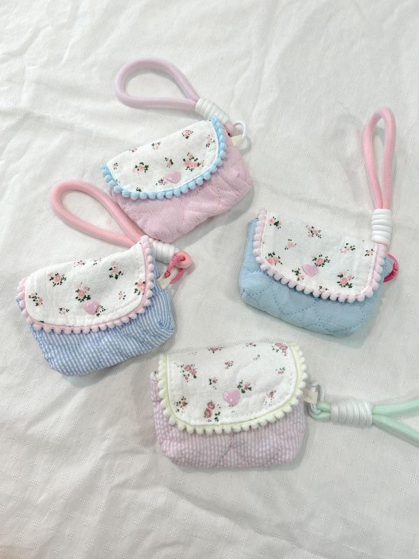 碎花拼布小收納包 