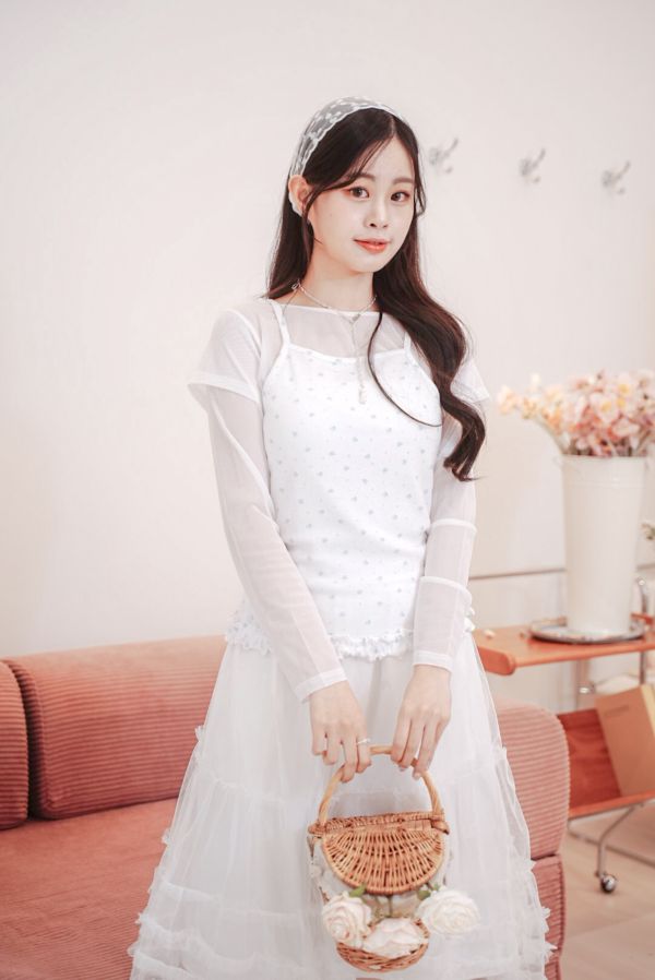 兩件式透膚碎花背心組合 兩件式透膚碎花背心組合