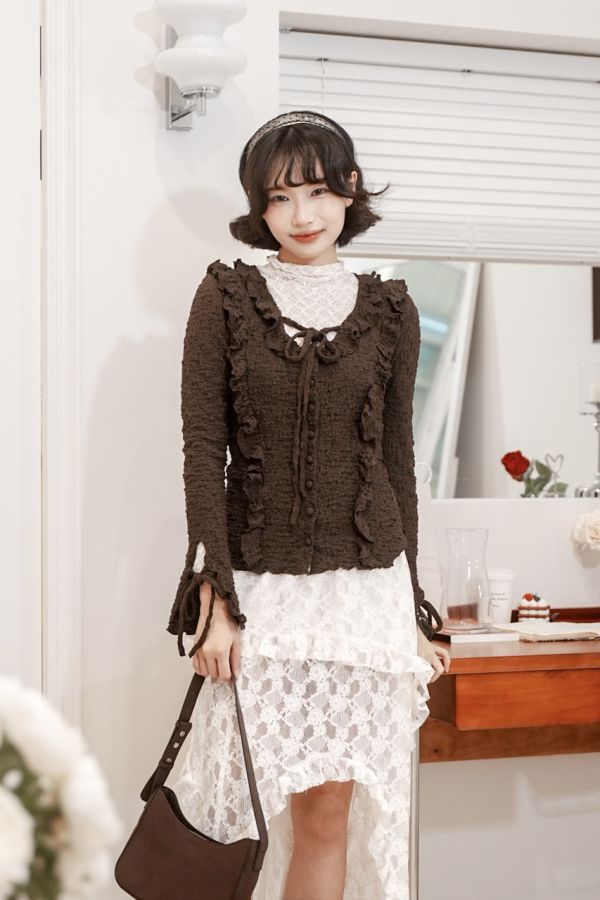 低領花邊綁帶上衣 低領花邊綁帶上衣
