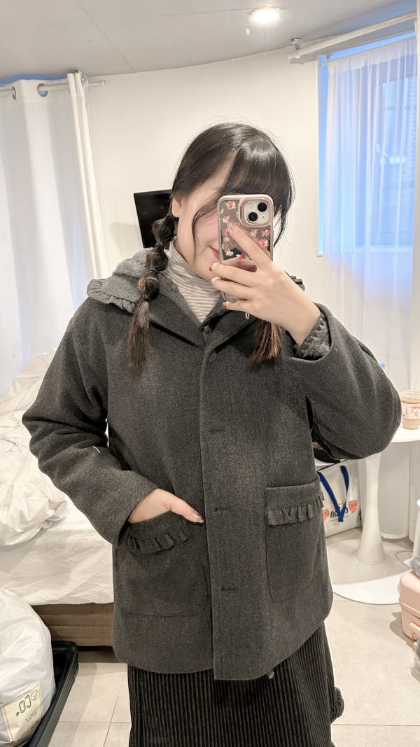 ﹝KR選物﹞荷葉花邊領包釦鋪棉大衣 