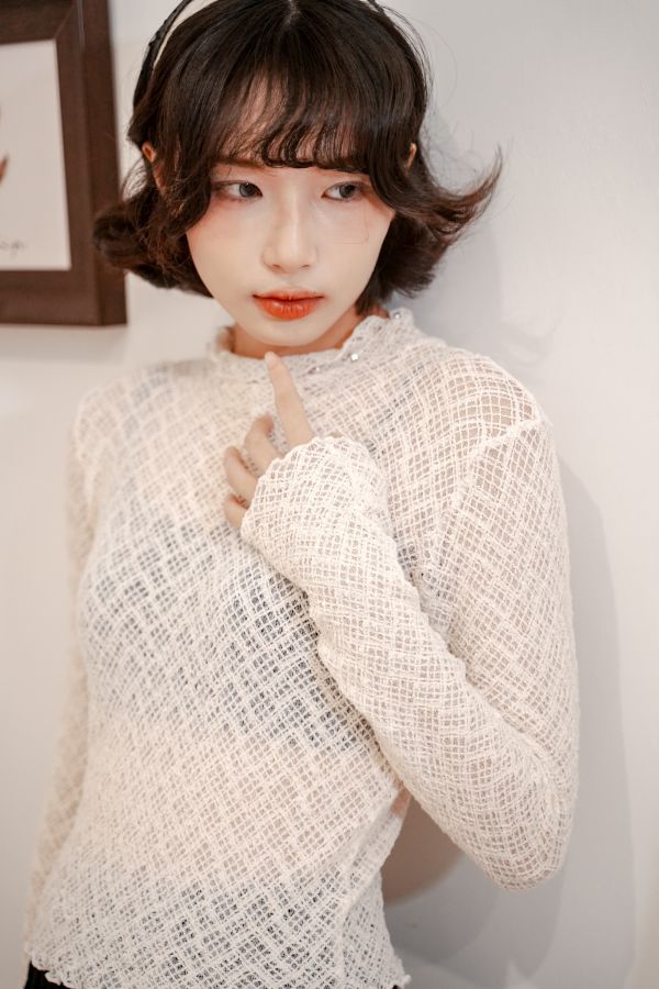 網狀透格蕾絲打底上衣 網狀透格蕾絲打底上衣