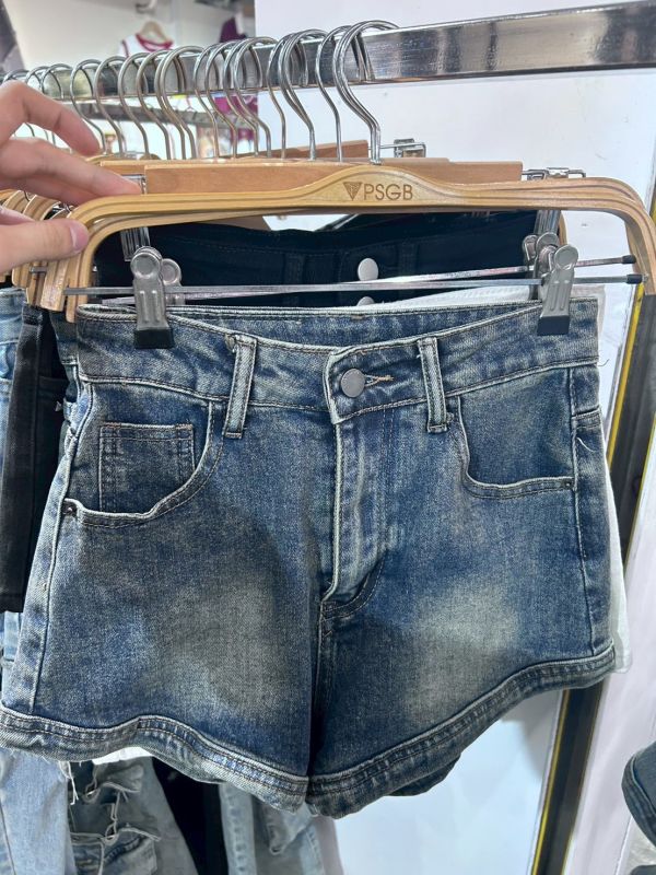 復古拉鍊牛仔短褲 