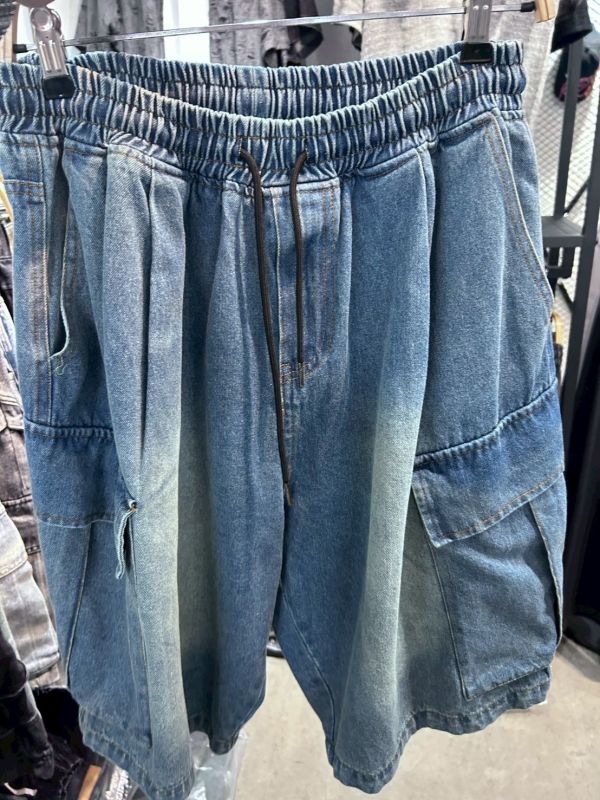 韓國大口袋寬短褲 