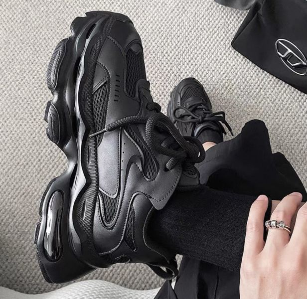 (180的秘密)黑魂厚底5CM氣墊鞋 