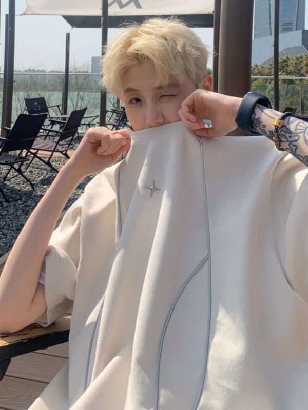 麂皮星解構反光短T 