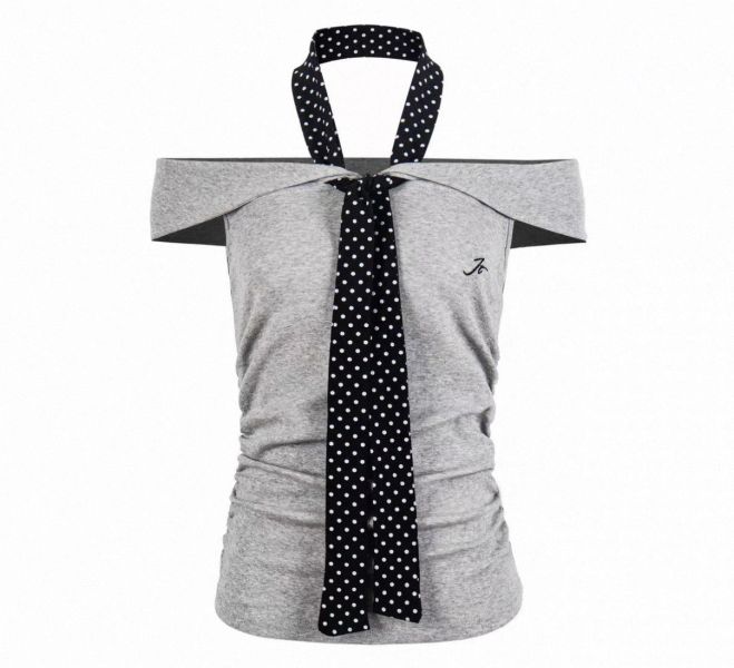 辣妹一字圍巾短款T 