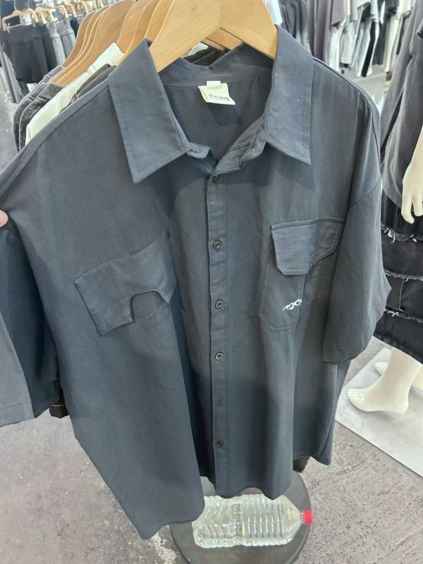 韓版刺繡山脈襯衫 