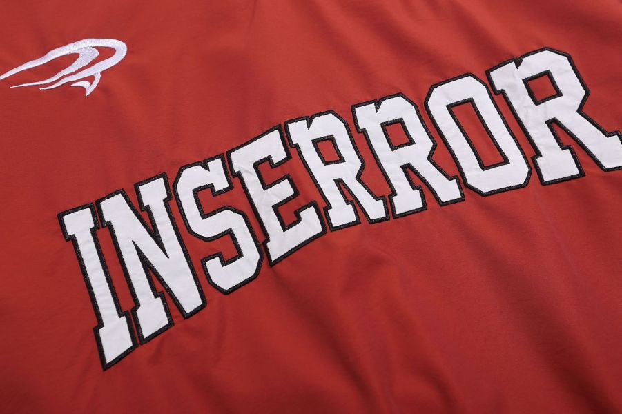 INESERROR尼龍V領T 