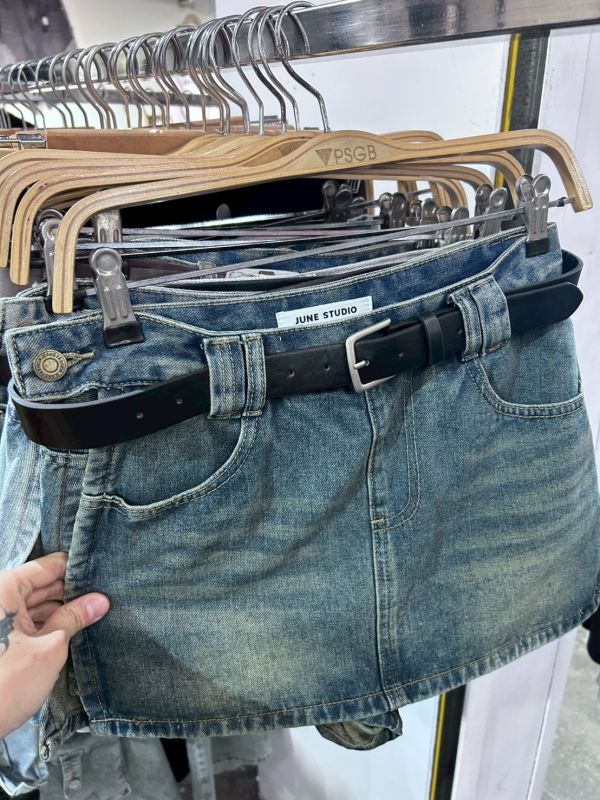 斜切韓國牛仔短裙 