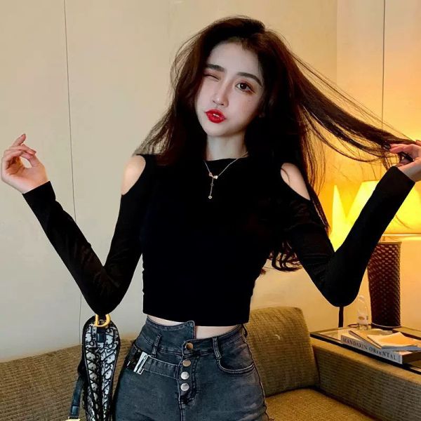 短版修身露肩上衣 