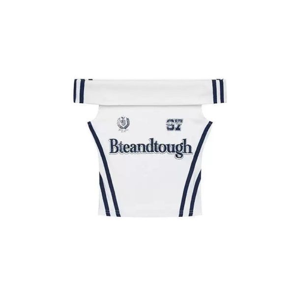 辣妹字母平口短T 