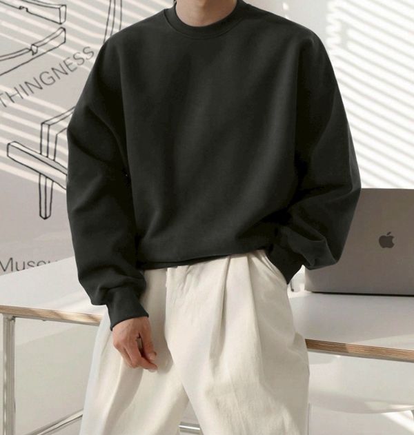 簡約牛奶絨短版大學T 