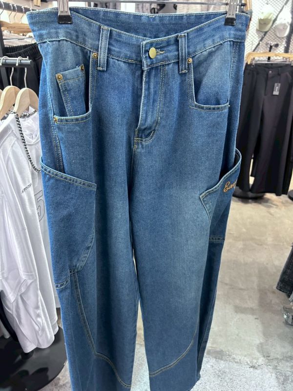 解構畫家草寫彎刀牛仔 