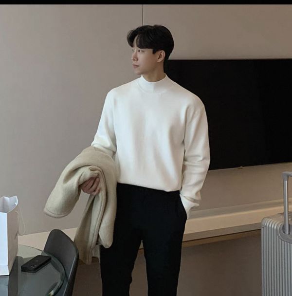 半高領彈力針織上衣 